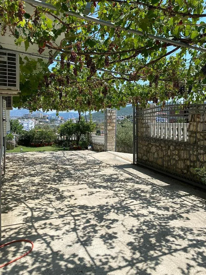 Vila Mare Mateo Ксамил 0*,
