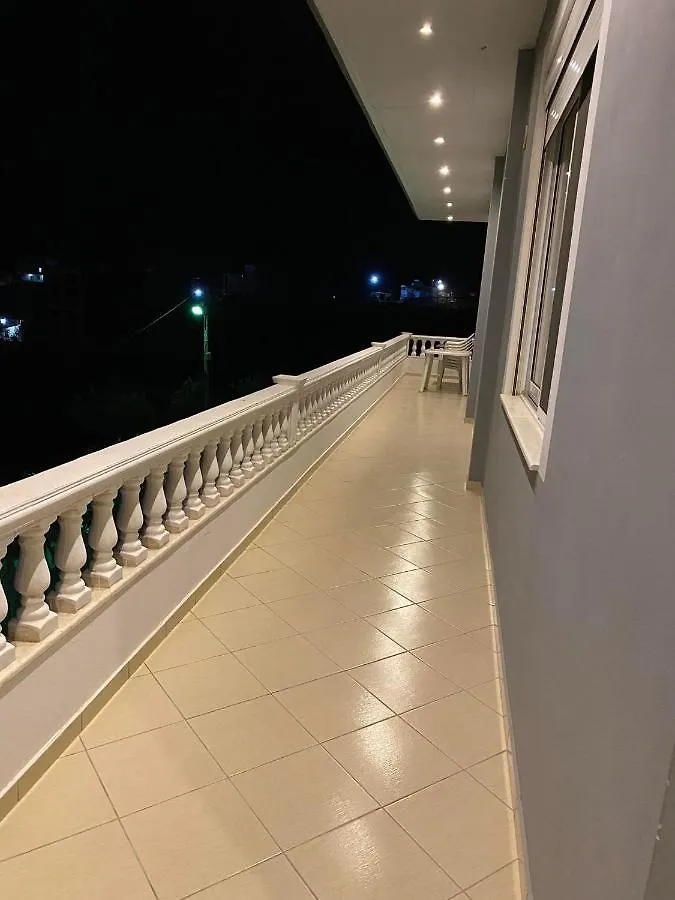 Vila Mare Mateo Ксамил Гостевой дом